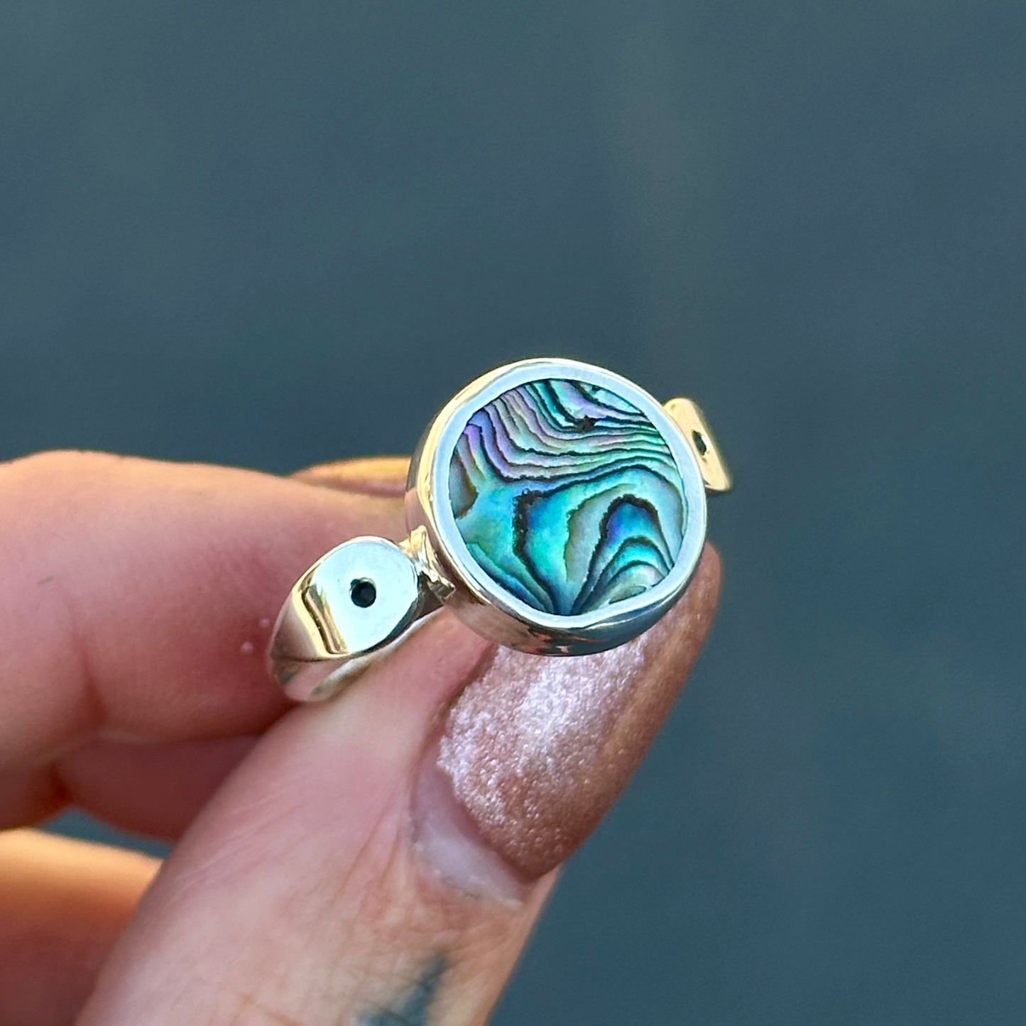 Abalone round ring- size 9