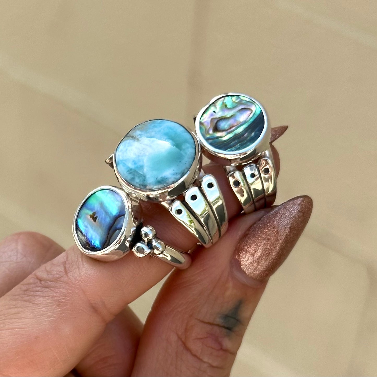 Abalone round ring- size 7.25