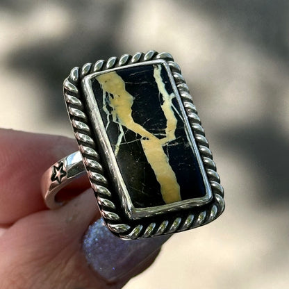 San Pedro Ribbon Variscite Lightning Ring - size 11