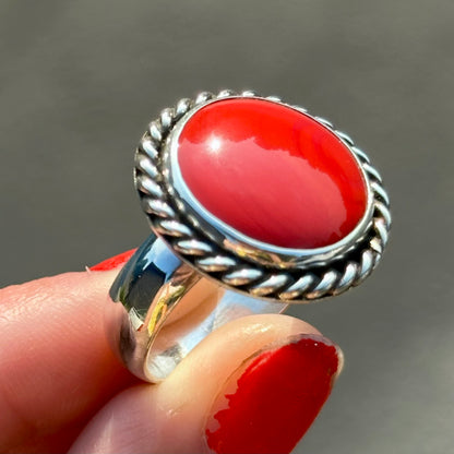 Hot Dot Rosarita ring- size 10