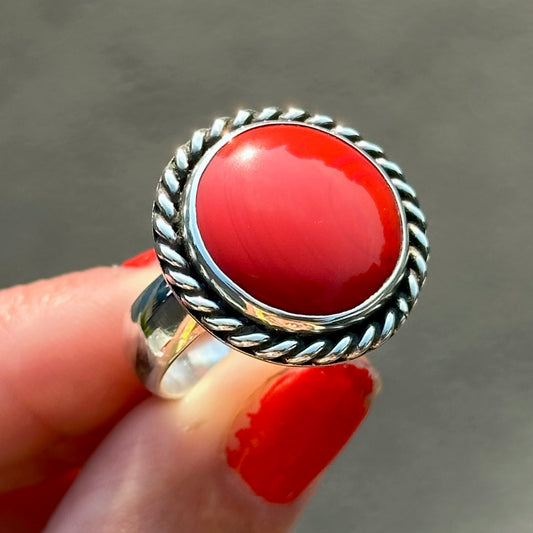Hot Dot Rosarita ring- size 10