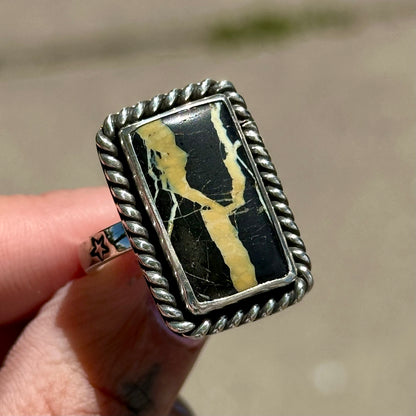 San Pedro Ribbon Variscite Lightning Ring - size 11