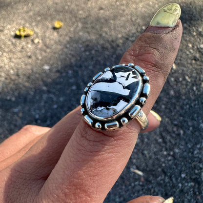Black and white paint ring Size 6