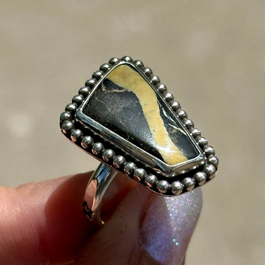 San Pedro Ribbon Variscite Tornado ring- size 8