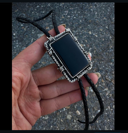 Barbed wire onyx bolo tie