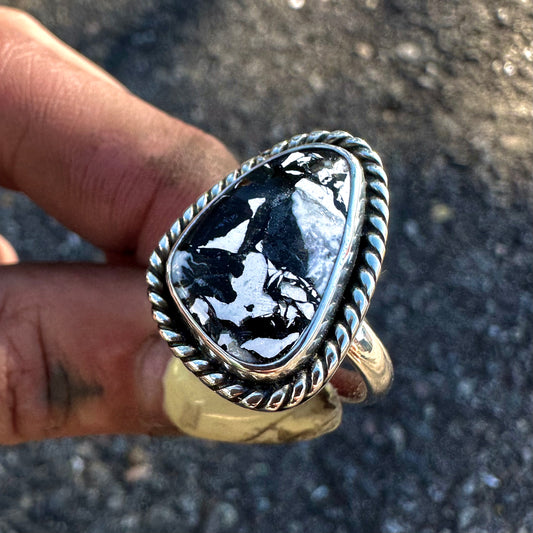 Black and white paint ring Size 8.5