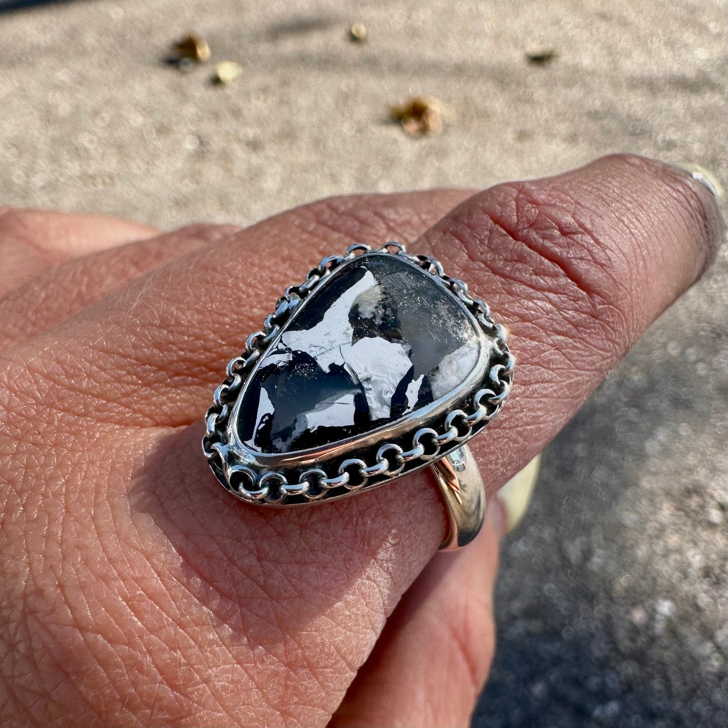Black and white paint ring Size 7
